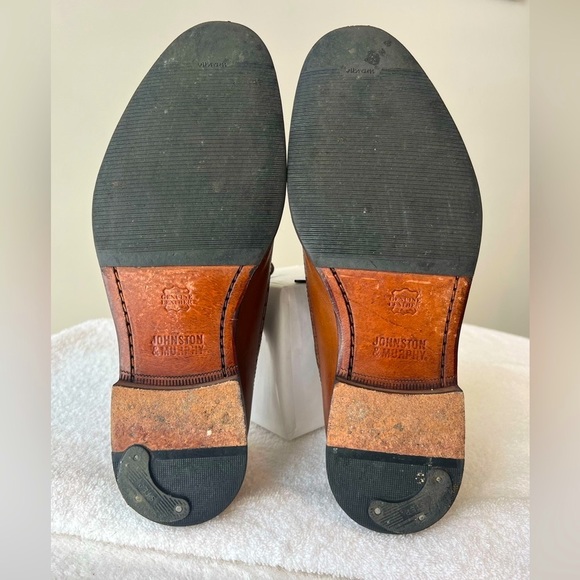 Johnston & Murphy Henrick Wingtip Oxford - Picture 10 of 16